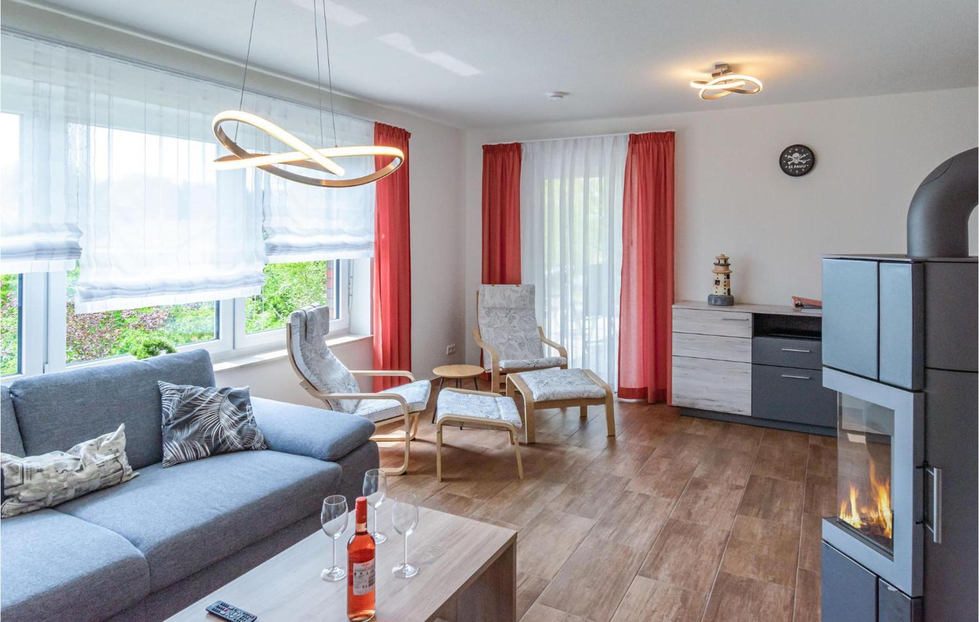 Beautiful Home In Bleckede With Wifi エクステリア 写真